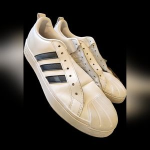 Men's White & Black Leather Adidas Retro Tennis Shoe